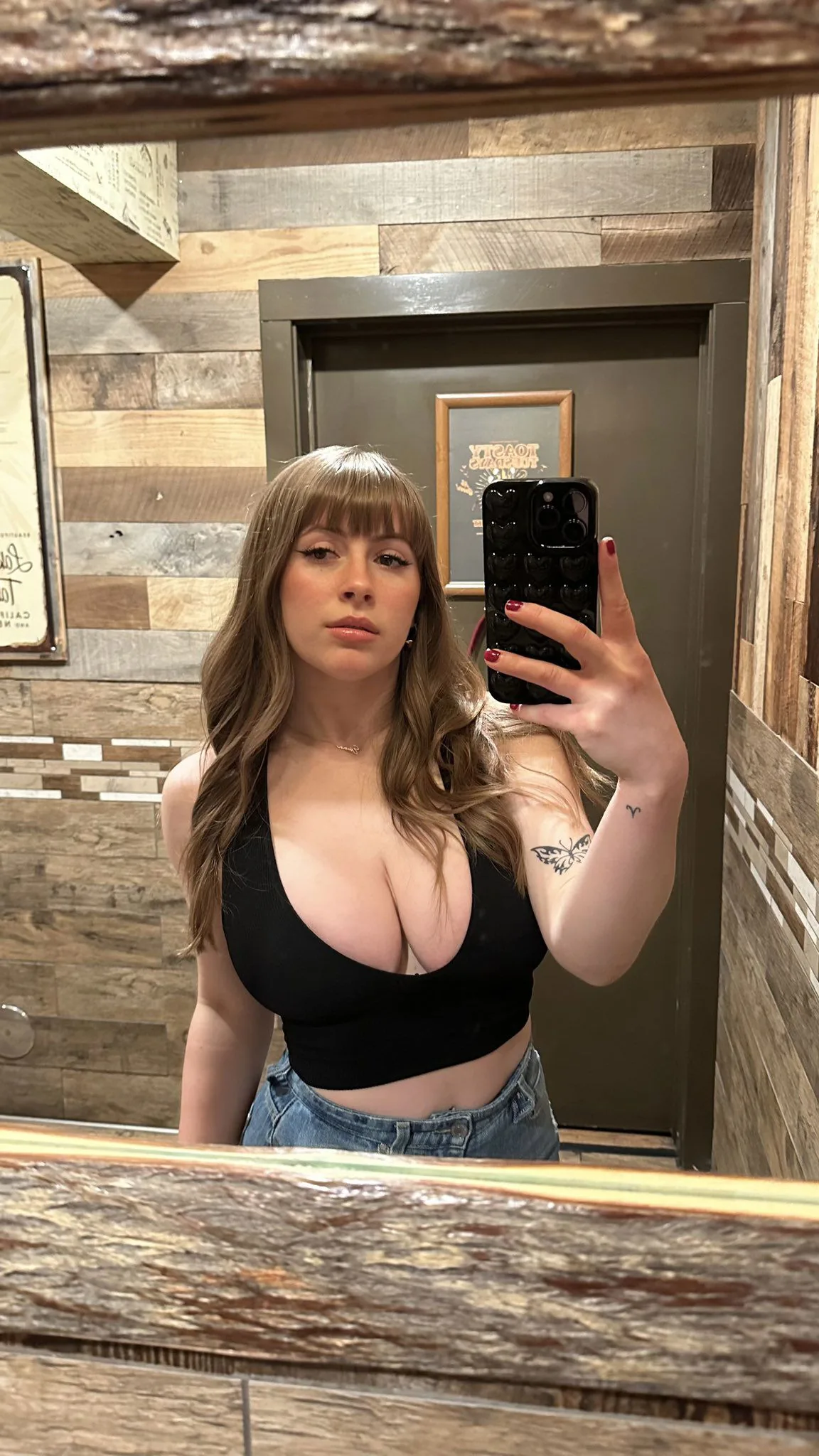 Roisin escort London